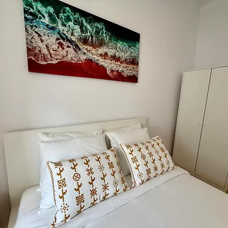 Travelers House 홈스테이 *