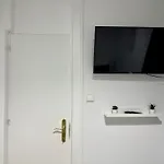 Travelers House Homestay Lisbon
