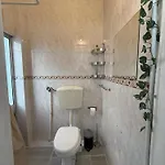 Homestay Travelers House