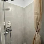 Homestay Travelers House Lisbon