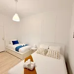 Homestay Travelers House Lisbon