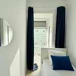 Travelers House Homestay