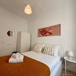 Homestay Travelers House *