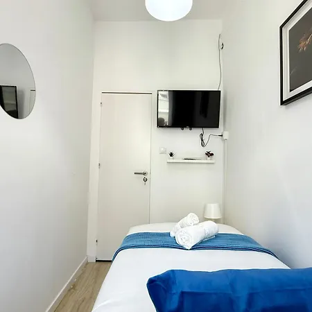 Homestay Travelers House Lisbon