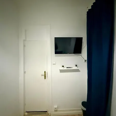 Homestay Travelers House Lisbon
