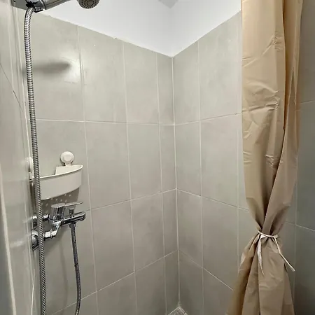 Δωμάτια σε οικογενειακή κατοικία Travelers House Lisboa